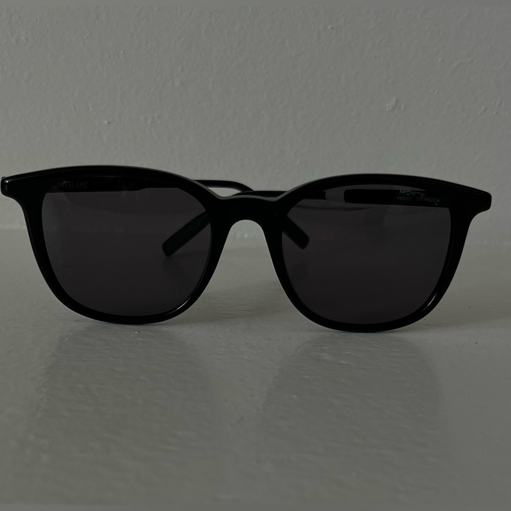 Montblanc Black Rectangle Sunglasses